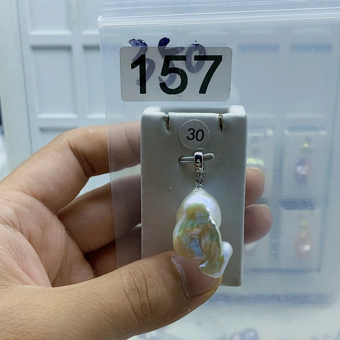 淡水珍珠合金颈饰