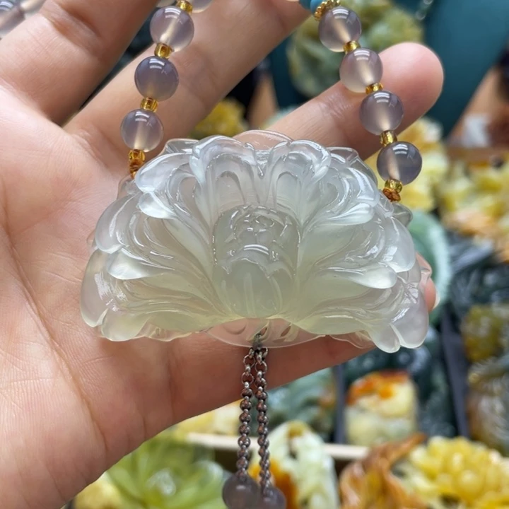 蛇纹石玉未镶嵌挂件