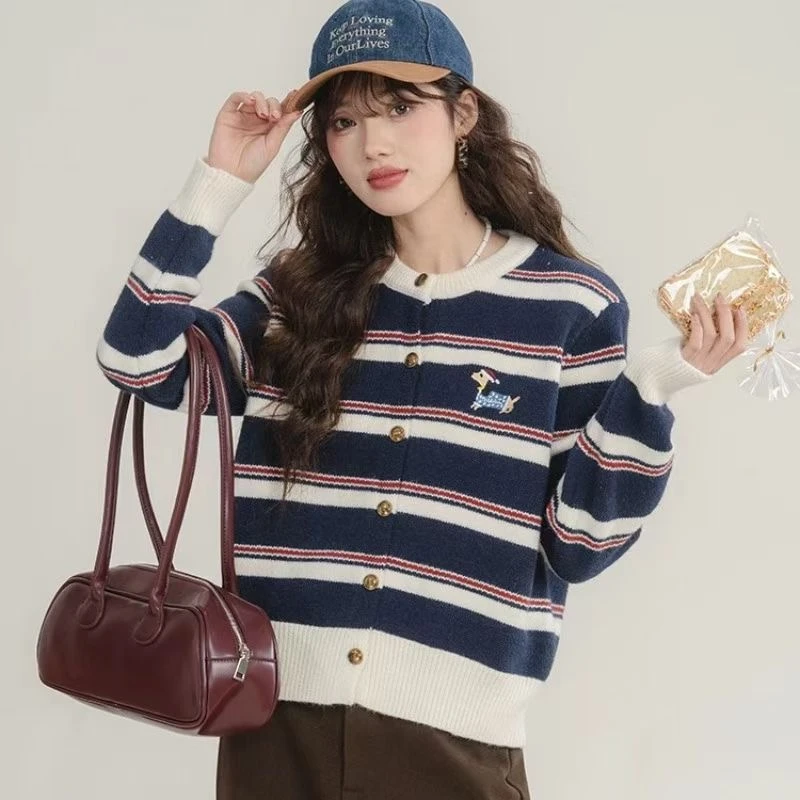 可爱修狗春秋季打底衫长袖条纹针织衫圆领miu系开衫女上衣潮2401