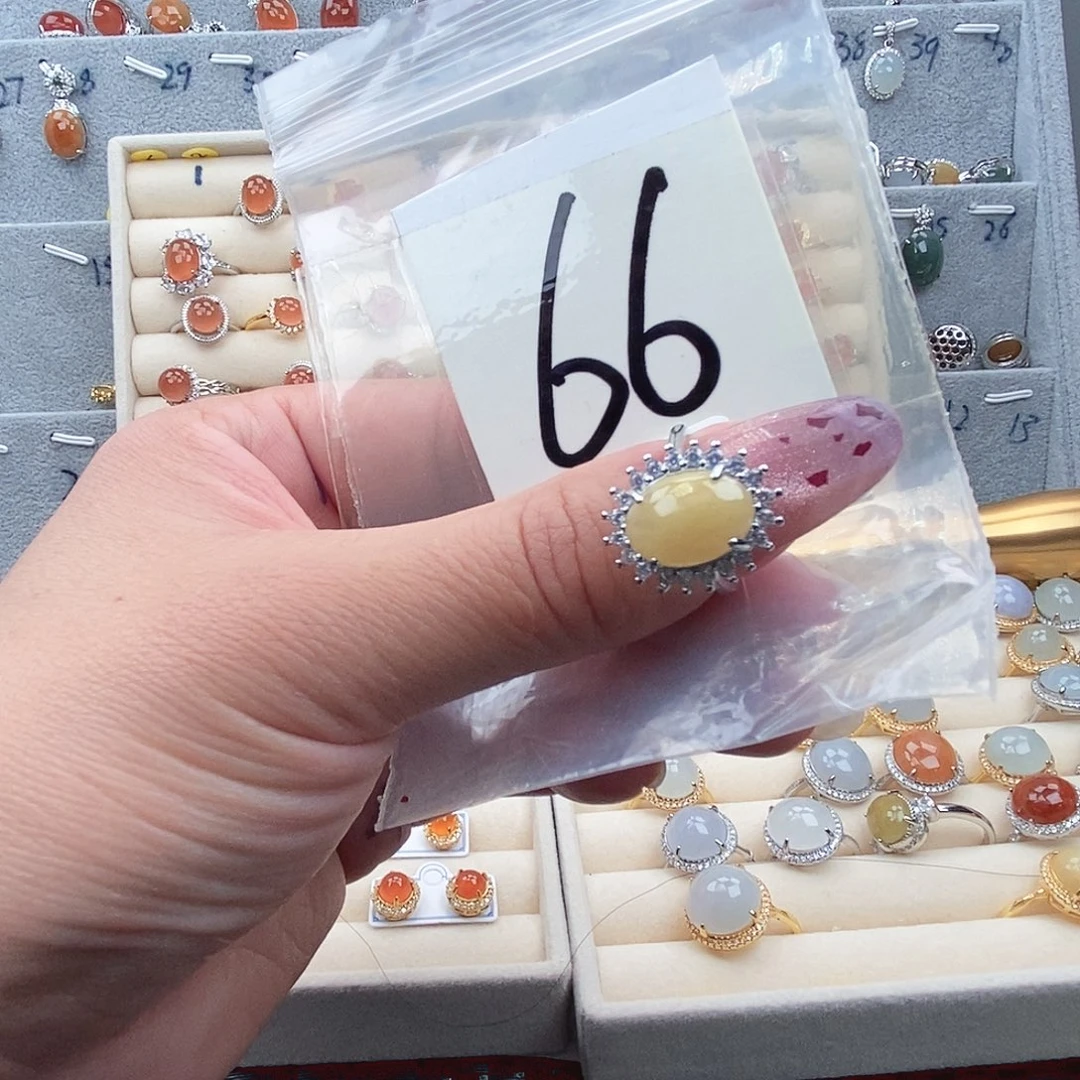 翡翠未镶嵌戒指缅甸