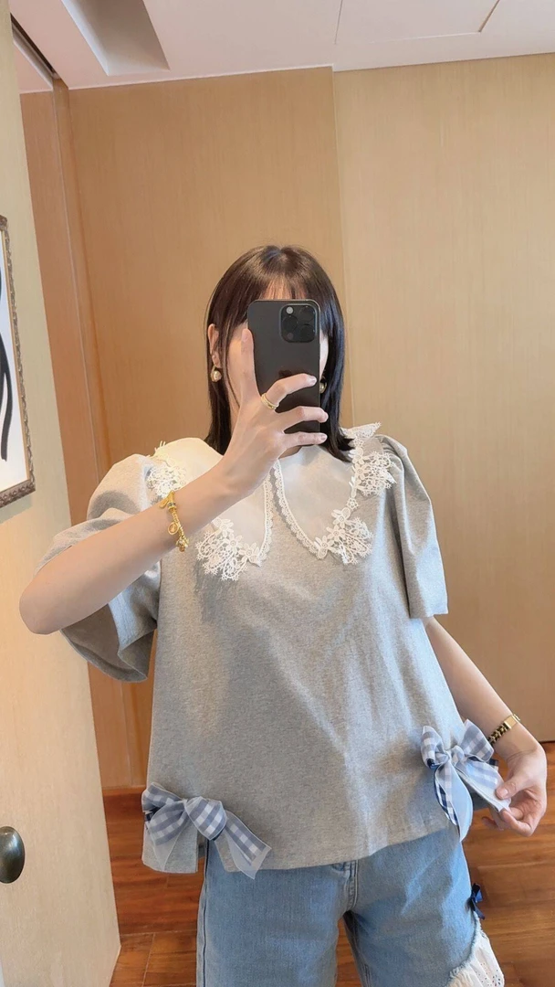 【张静芝】 夏季新品~乖巧钩花边娃娃领拼接立体蝴蝶结短袖T恤