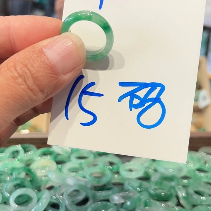 石英质玉未镶嵌戒圈