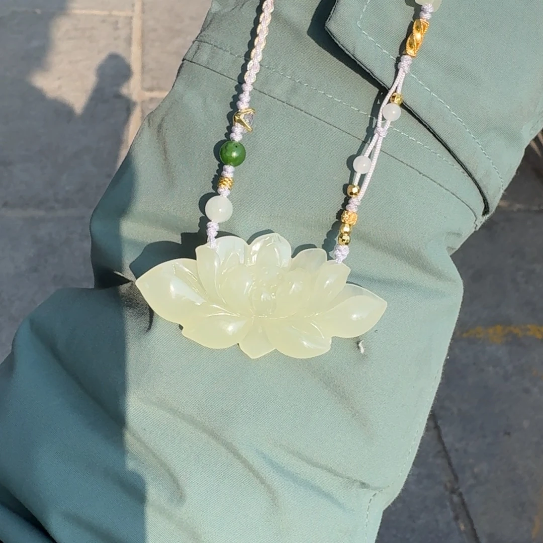 和田玉未镶嵌吊坠(不含链)