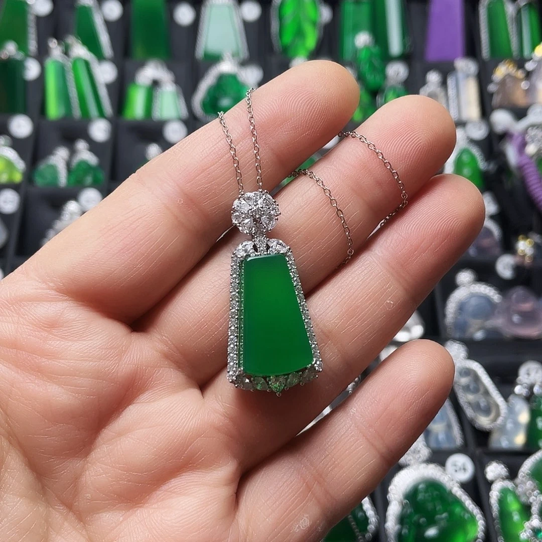 玛瑙/玉髓合金颈饰