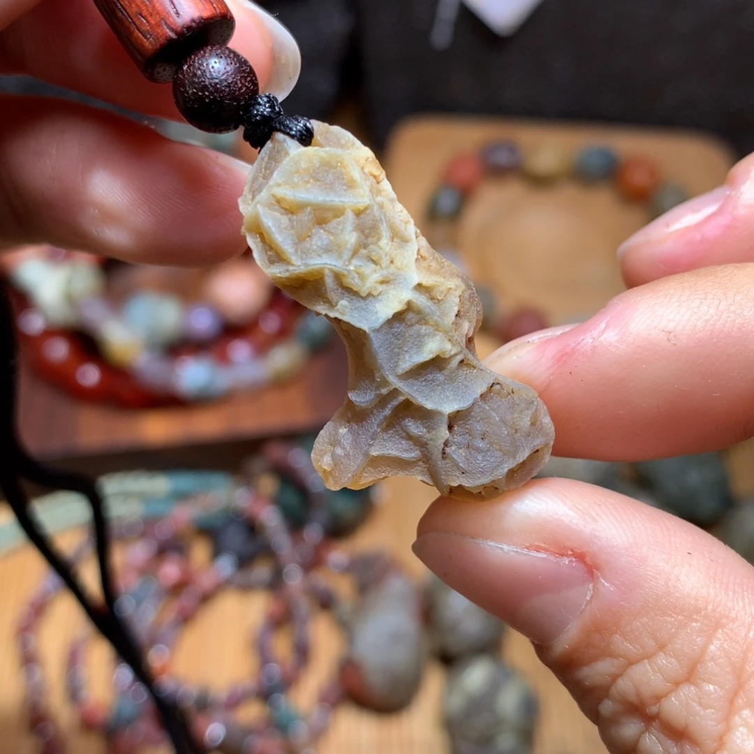 未镶嵌玛瑙/玉髓珠宝半成品