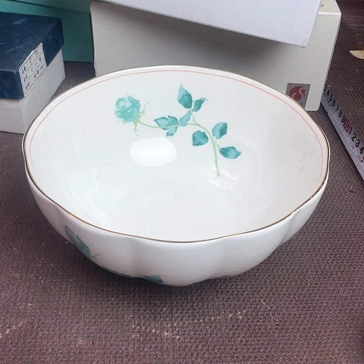 瓷片哈哈哈哈哈给哈