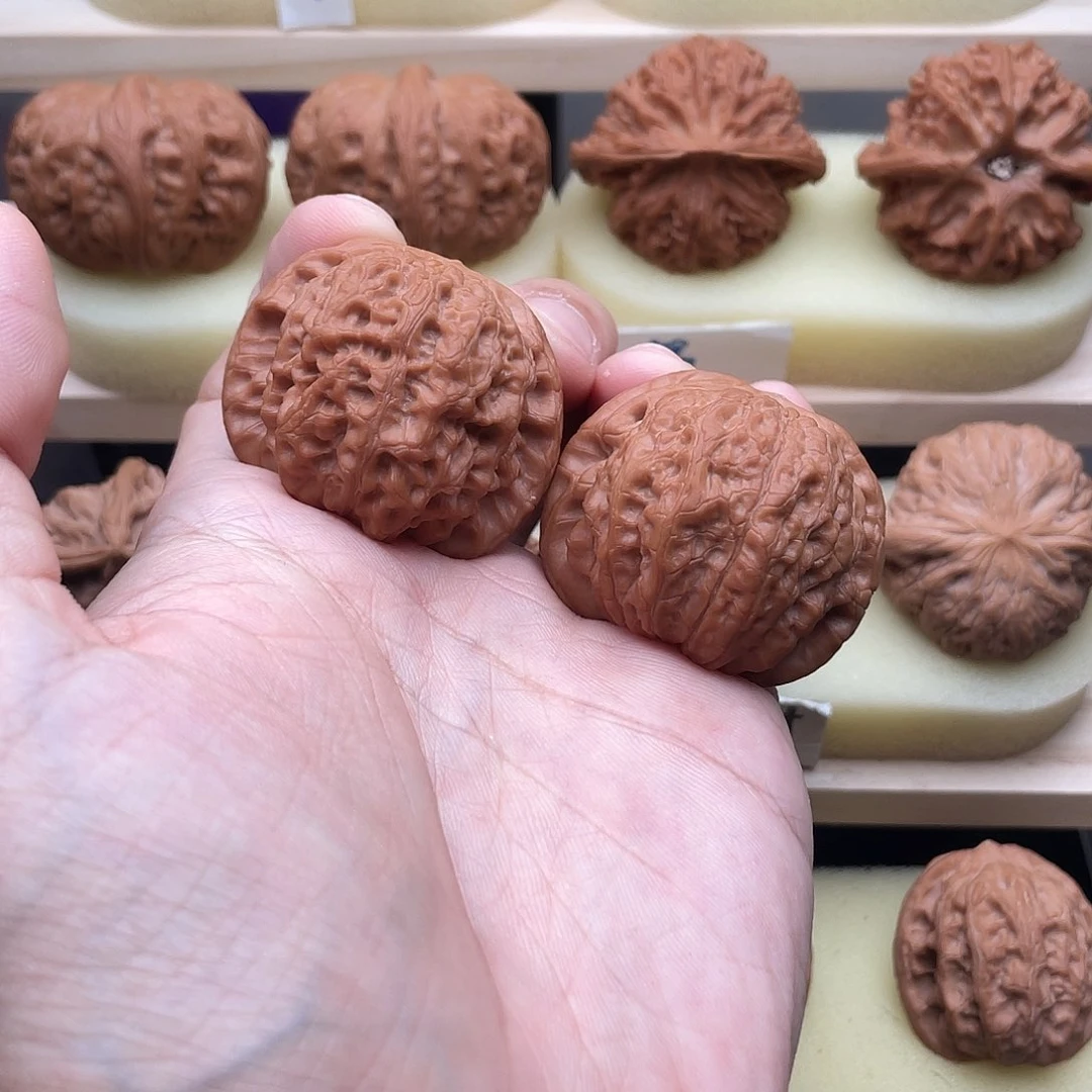 吊坠文玩核桃41血麒麟