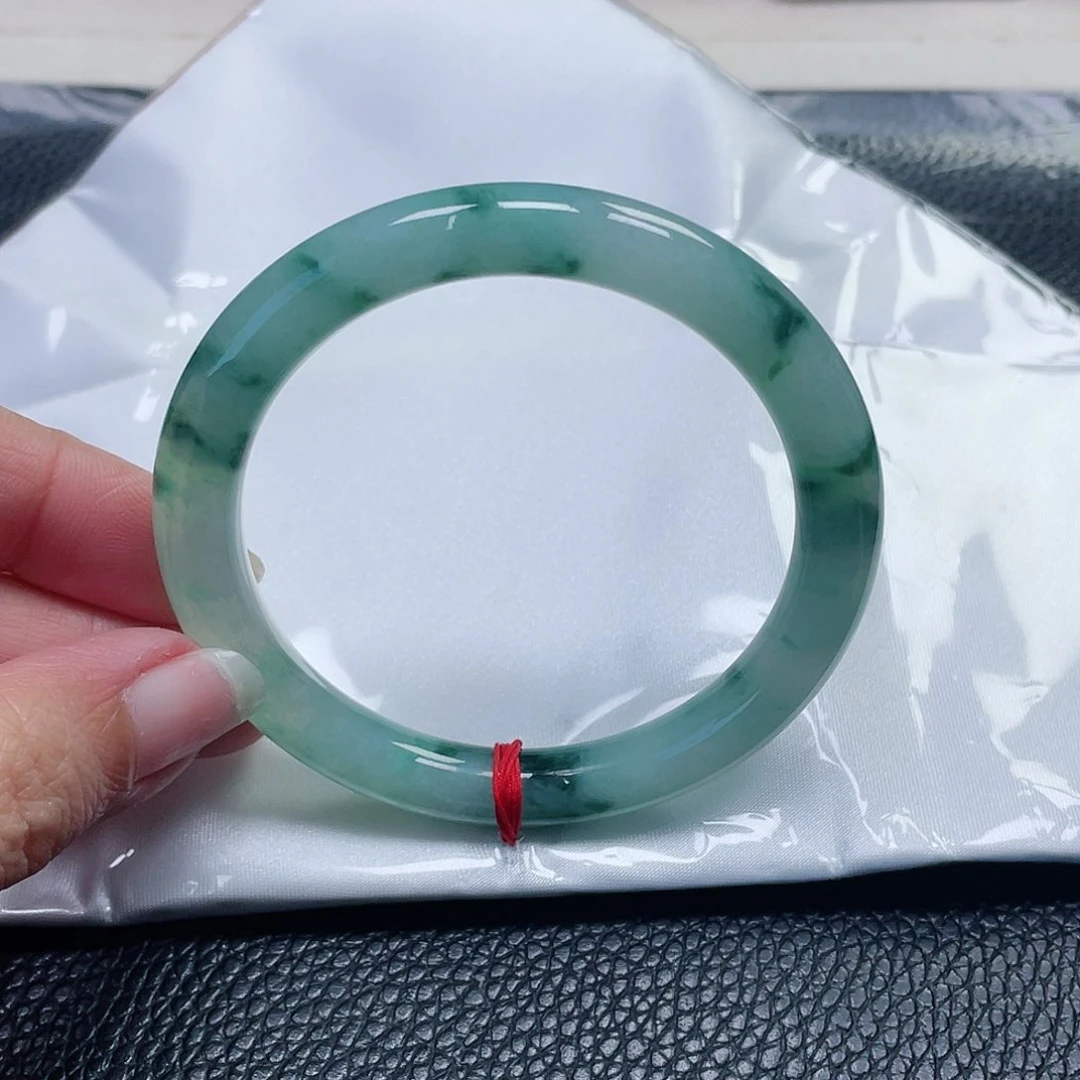 未镶嵌手镯（圆镯）翡翠缅甸翡翠55