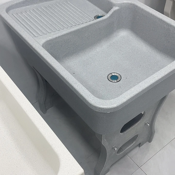 顺***然石英石平边挡水80*58*80灰