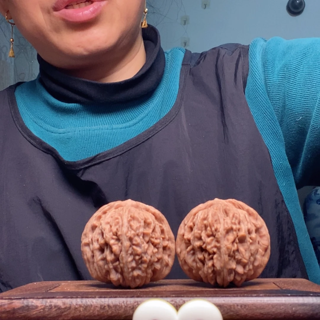 文玩核桃吊坠娄子