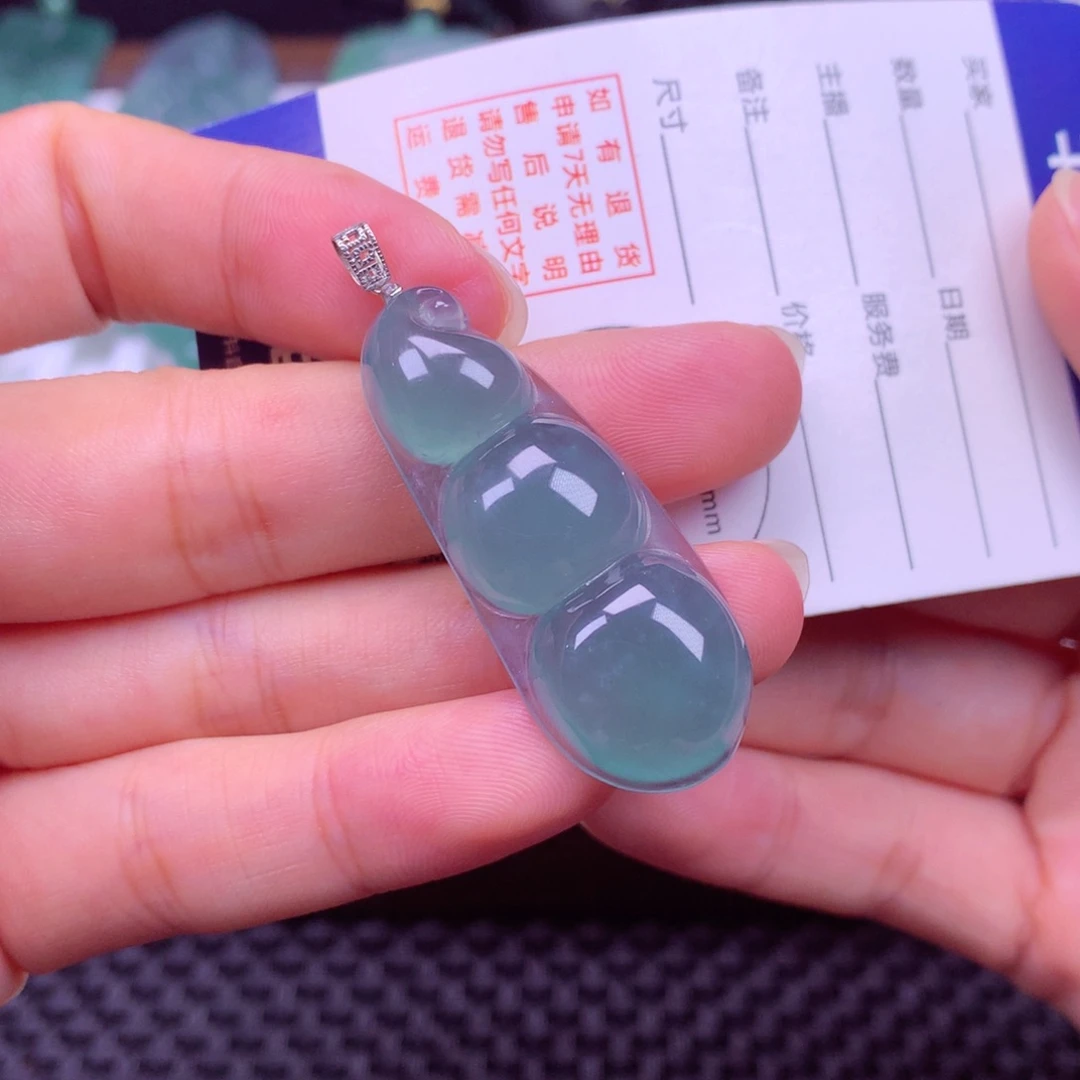 颈饰18K金镶嵌翡翠翡翠