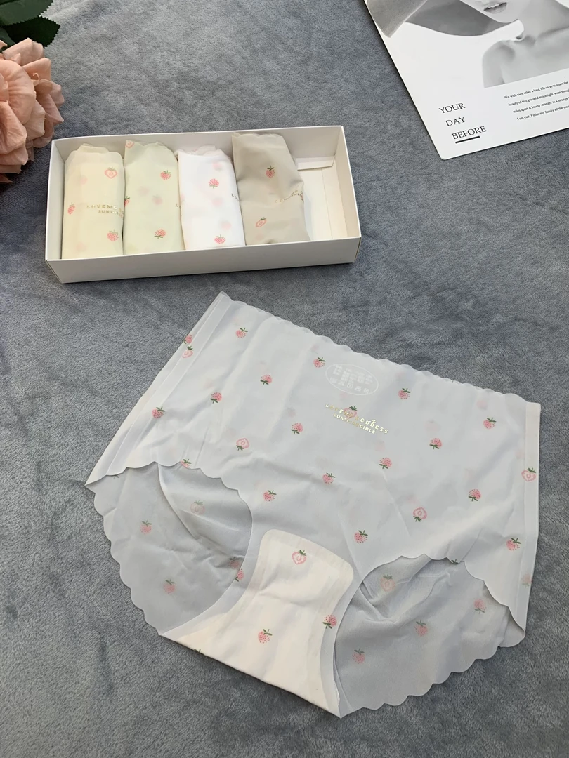 夏季冰丝无痕女士内裤中腰三角裤透气舒适薄款草莓清新