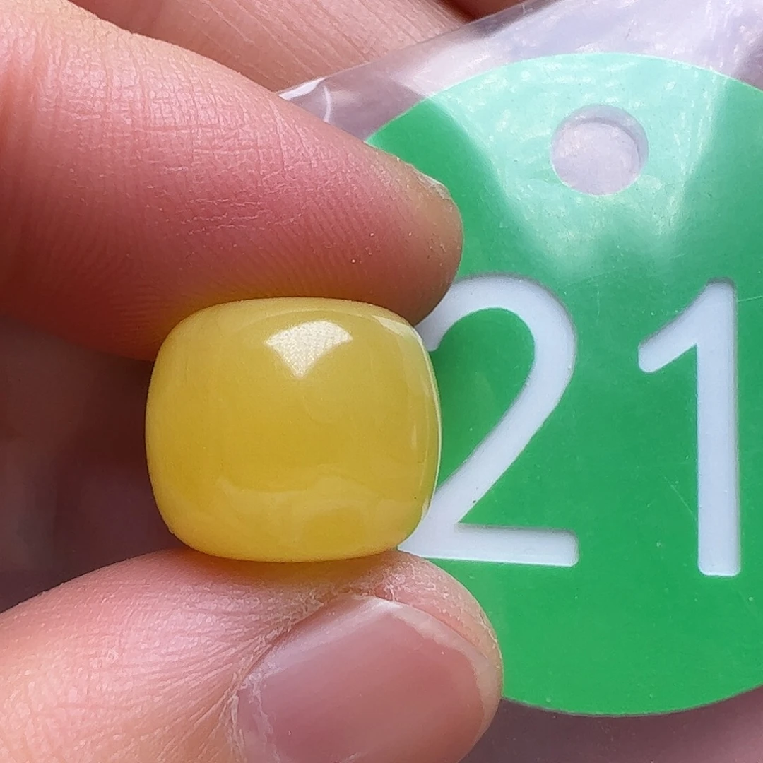 蜜蜡未镶嵌珠宝奇石12.8m m