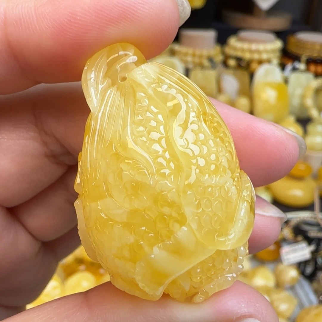 琥珀套链未镶嵌天然俄料鸡油黄蜜蜡百财吊坠