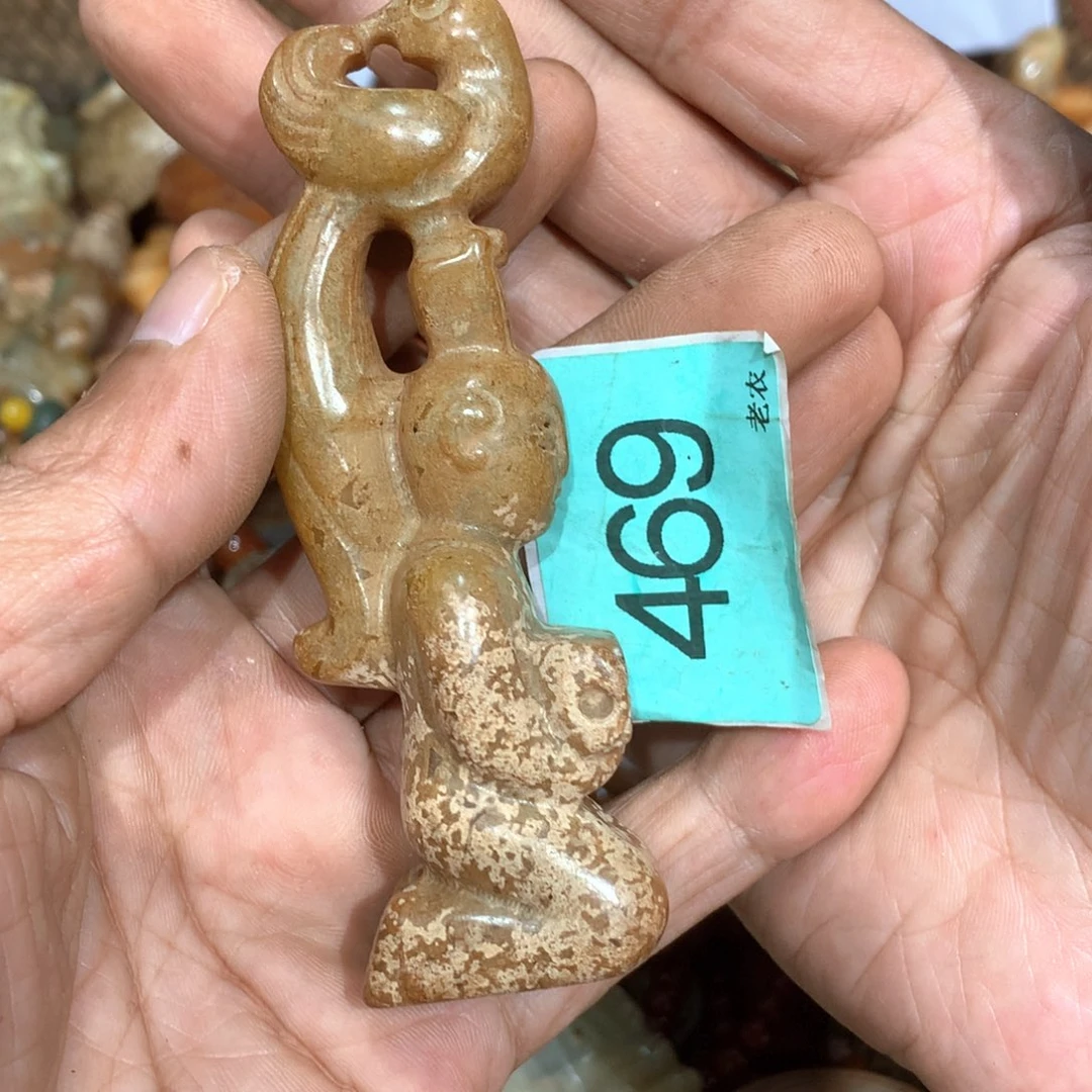 未镶嵌蛇纹石玉颈饰