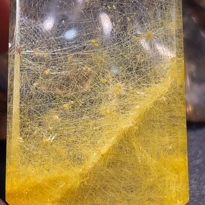 未镶嵌颈饰发晶氢*锂