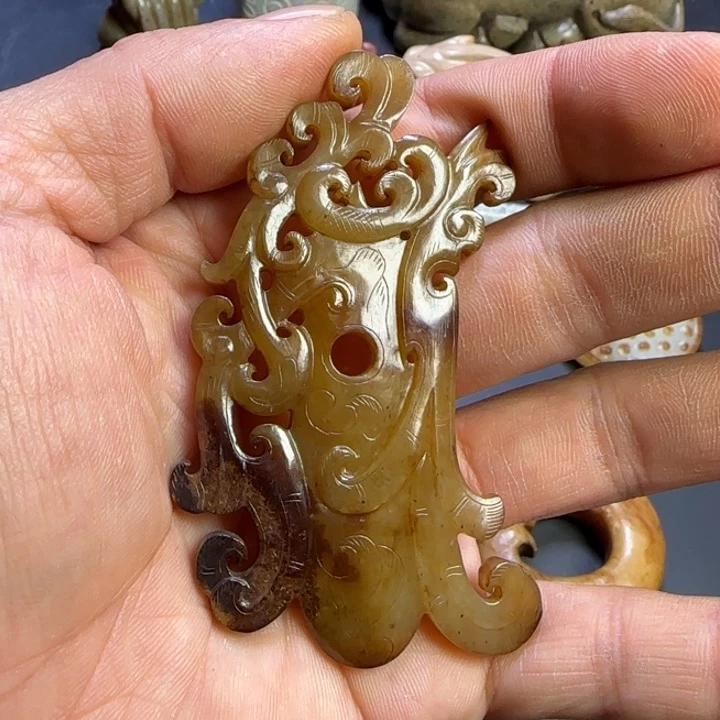 和田玉挂件未镶嵌省*