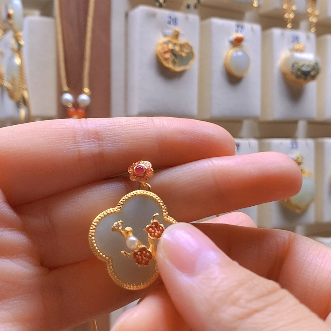 和田玉银S925镶嵌颈饰