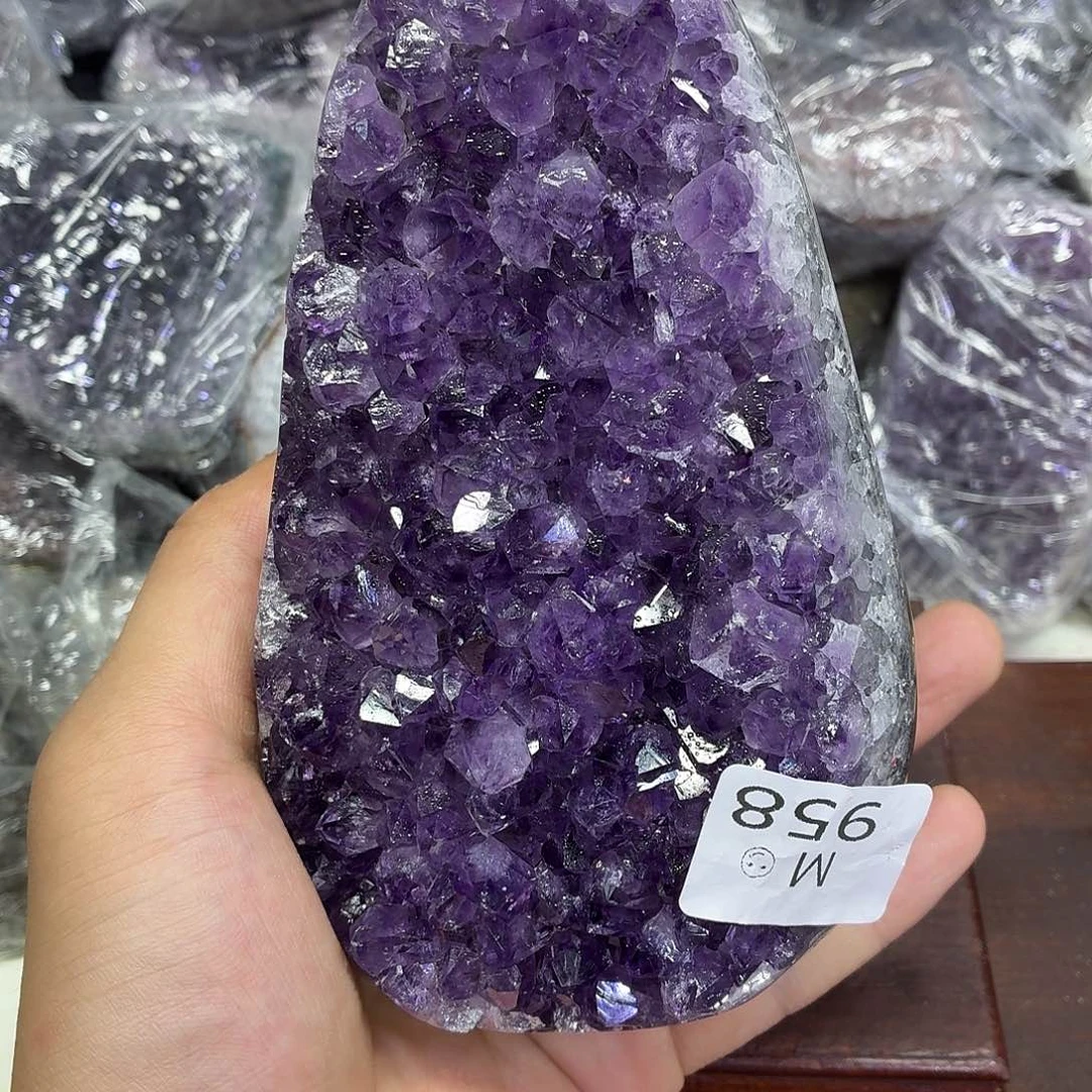 未镶嵌水晶大型摆件（非配饰）