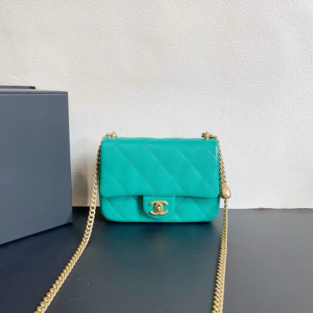 95新 Chanel/香奈儿 98新 奢总管/23p 爱心金球方胖子包/芯片