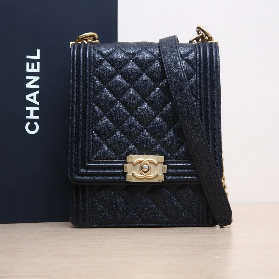95新 Chanel/香奈儿 娇娇活动 Leboy 竖版斜挎包28开 金扣 菱格纹
