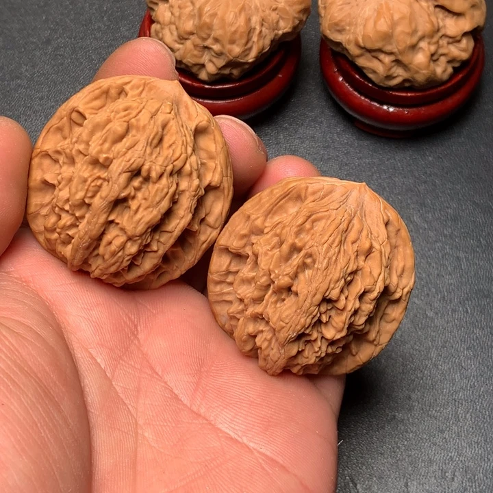 文玩核桃把件41虎头612