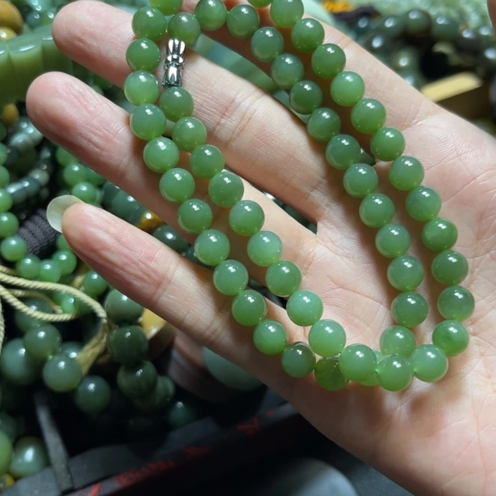 和田玉（碧玉）未镶嵌颈饰