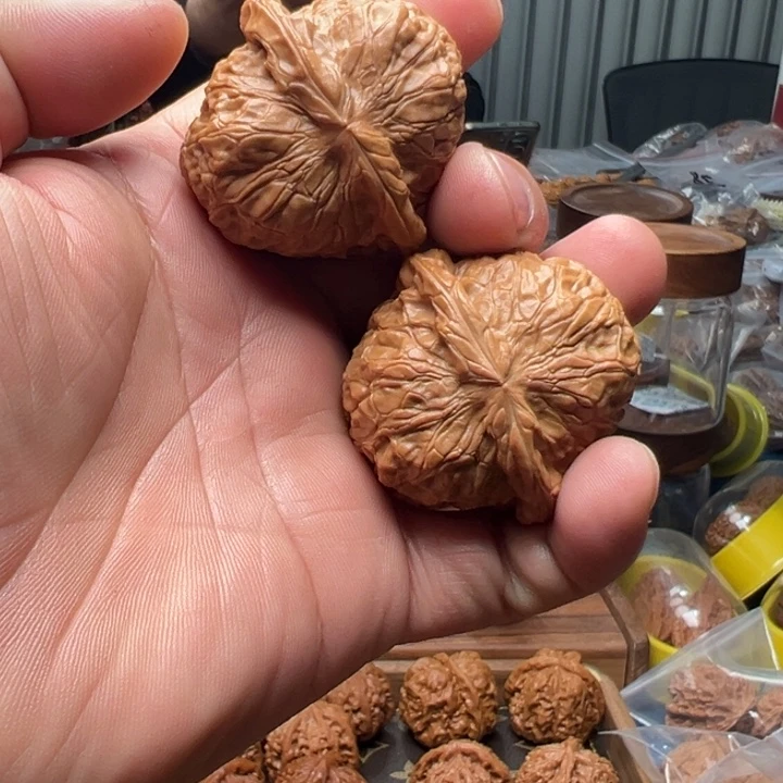 哇***哈文玩核桃把件全品南瓜堆狮子头