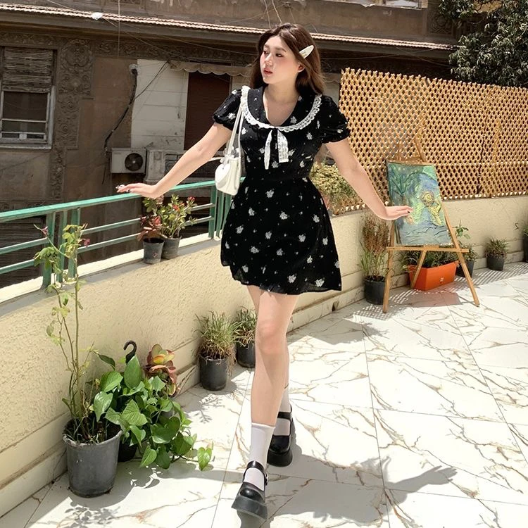 大码胖MM春夏雪纺碎花连衣裙方领显瘦短裙小个子甜美性感纯欲可爱