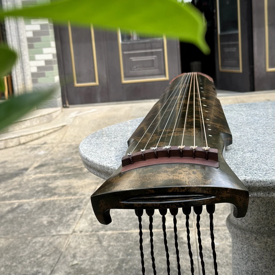 9老杉木八宝灰胎伏羲式古琴