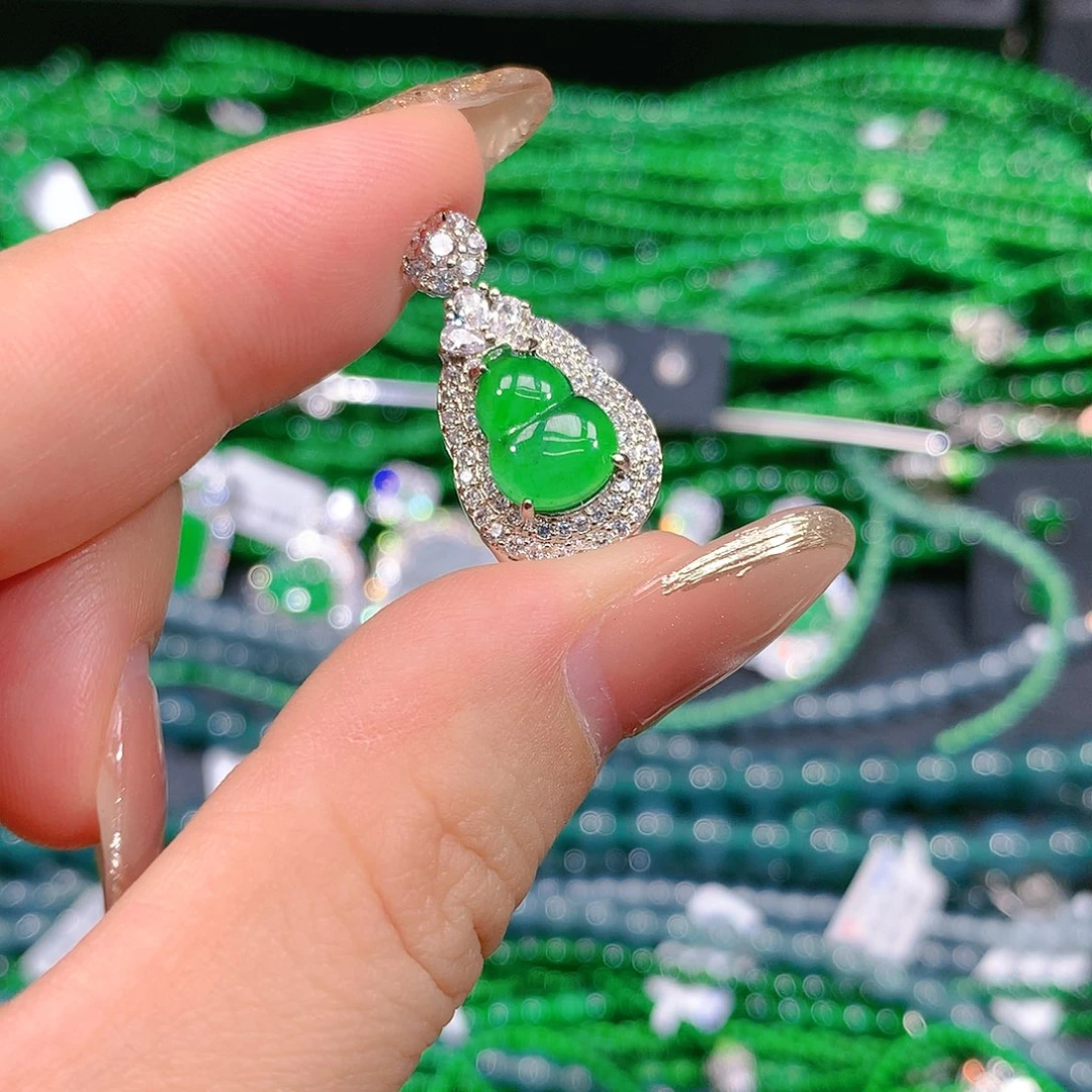 翡翠手链未镶嵌天然