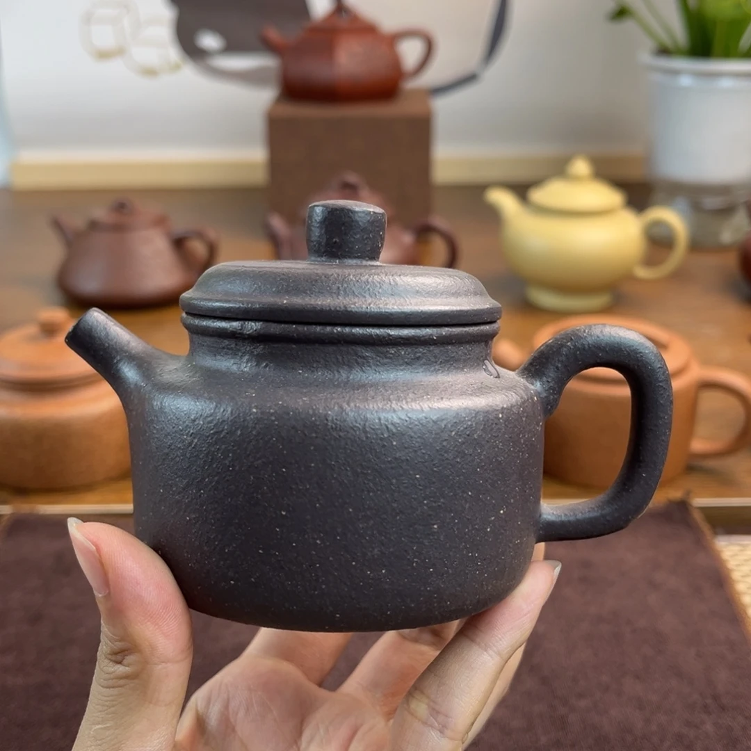 M****手工制作工艺精湛