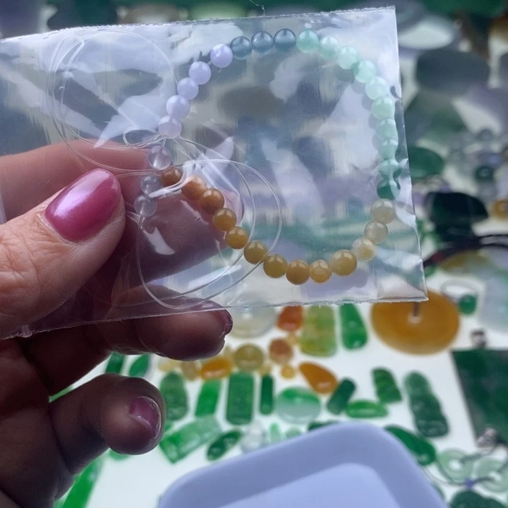 ****翡翠未镶嵌挂件天然翡翠