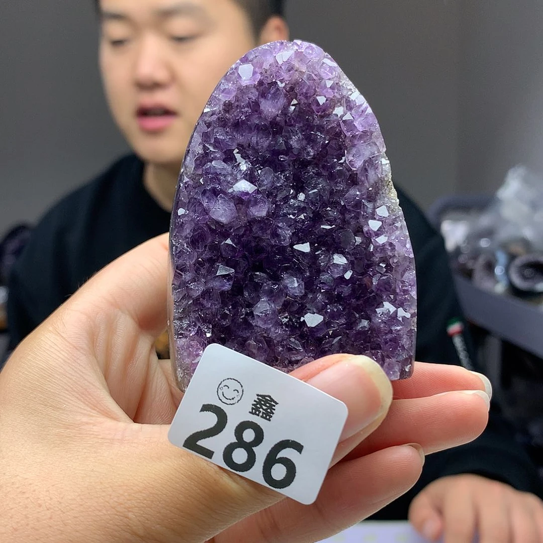 未镶嵌大型摆件（非配饰）水晶