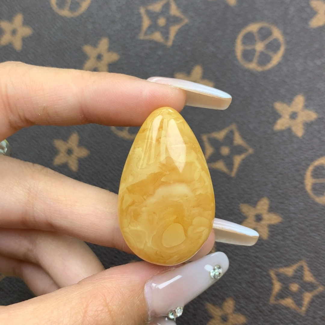 琥珀未镶嵌珠宝奇石36*22*8