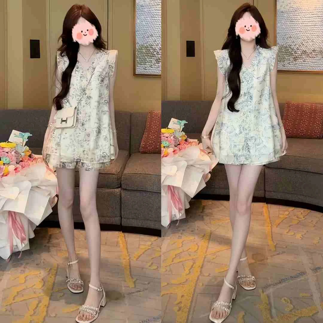 新款夏季出游穿搭减龄显瘦气质百搭无袖上衣舒适肌肤感短裤套装女