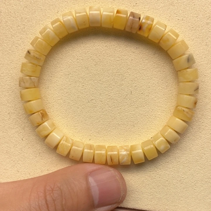 未镶嵌琥珀珠宝奇石