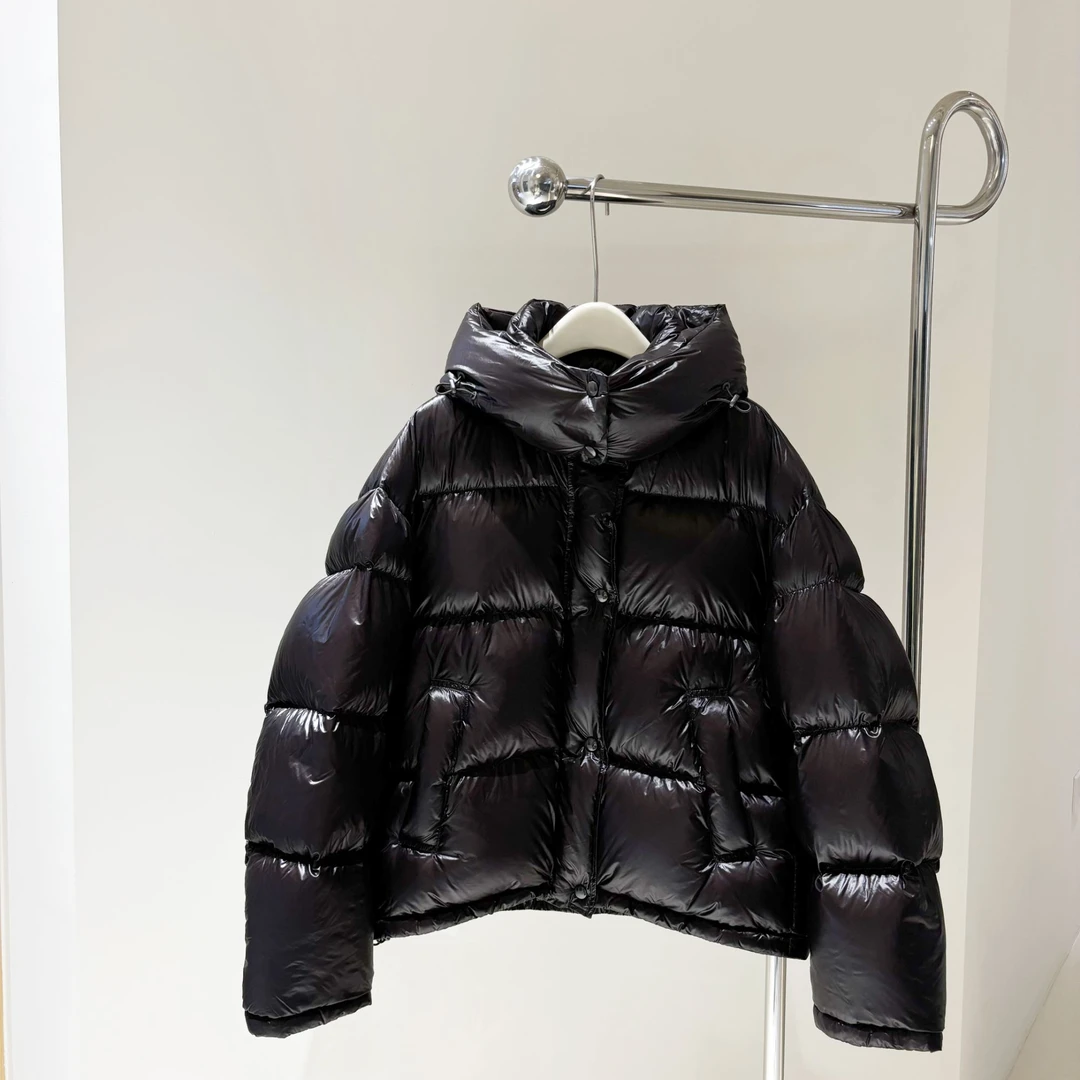 【塔鹿蕾】冬季新款立领连帽亮面面包服羽绒服蓬松鹅绒外套7402