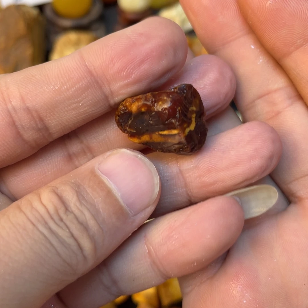 闯***州定制蜜蜡原石定制