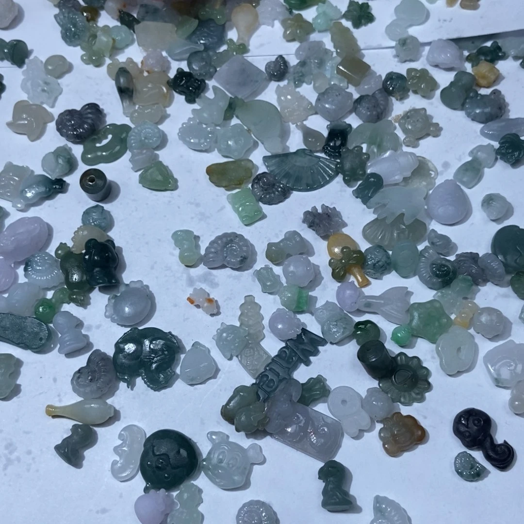 定制翡翠未镶嵌翡翠