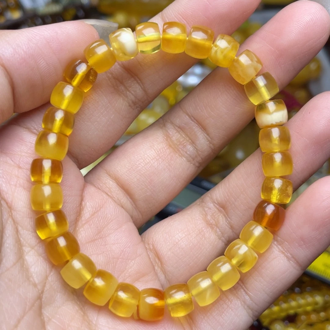 未镶嵌琥珀珠宝奇石