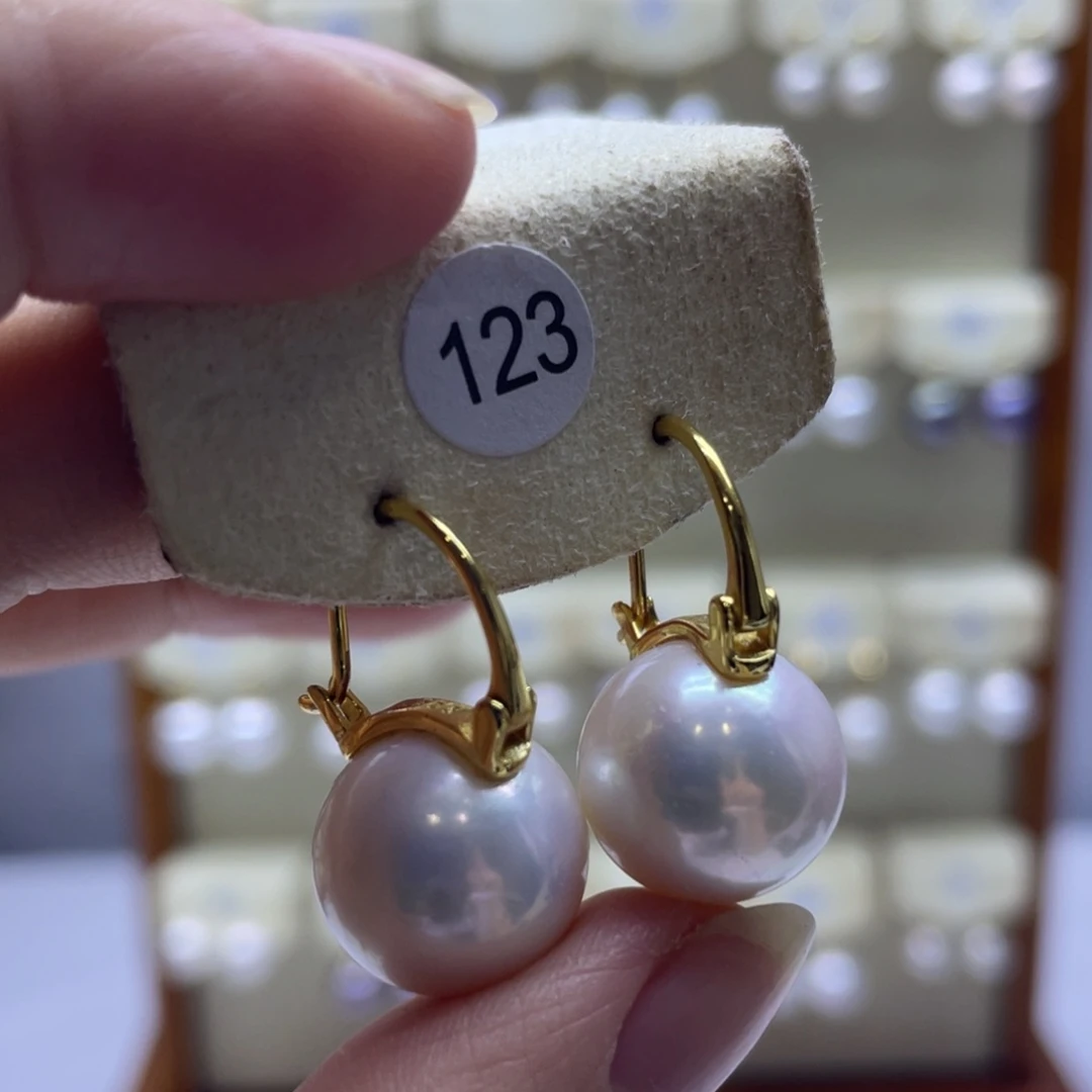 银S925镶嵌淡水珍珠耳饰