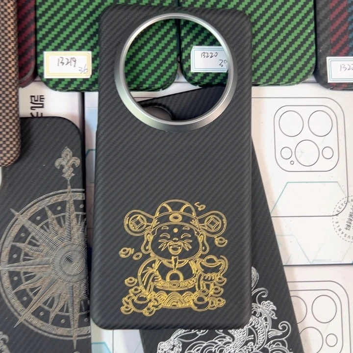 Mate60pro 黑灰金财神600d带磁吸