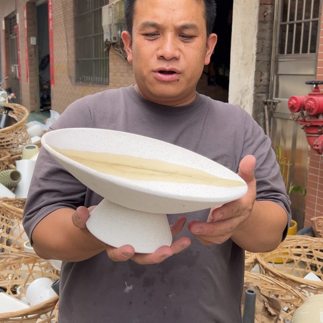 摆件81 号高温陶瓷装饰品（部分微瑕）磨砂面