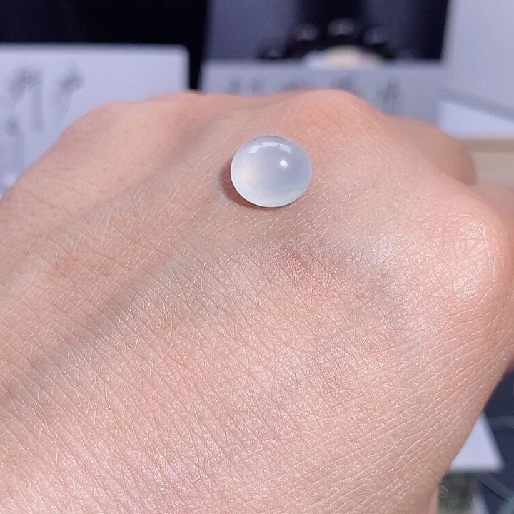 翡翠未镶嵌颈饰戒面