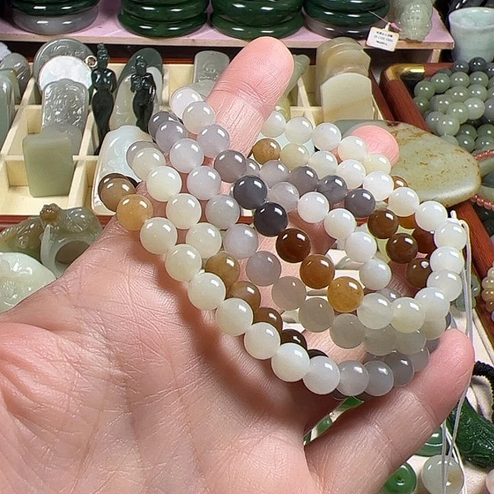 和田玉（糖玉）未镶嵌颈饰