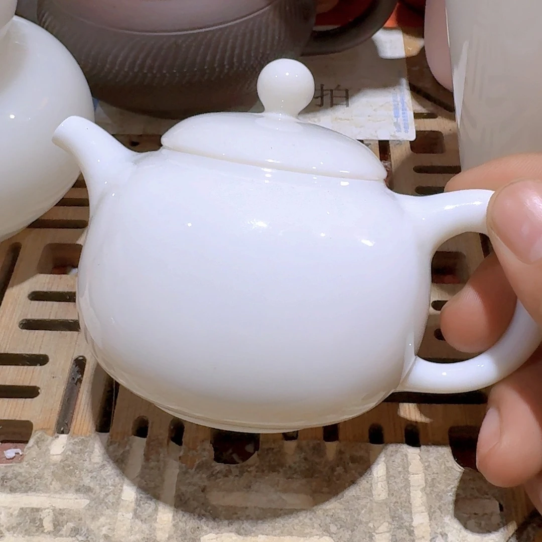 瓷片瑕疵茶具，介意勿拍