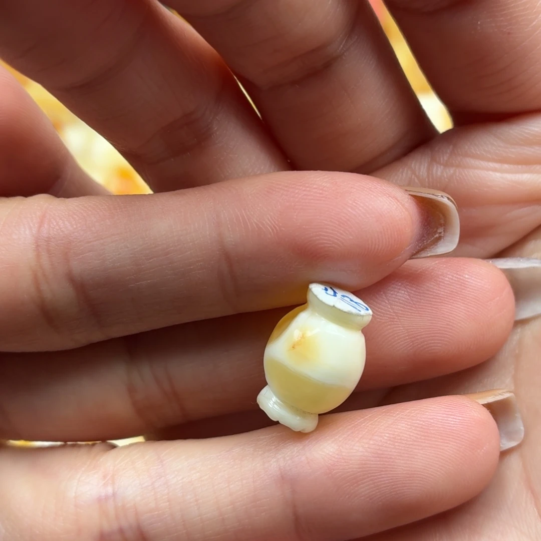 蜜蜡未镶嵌裸石蜜蜡