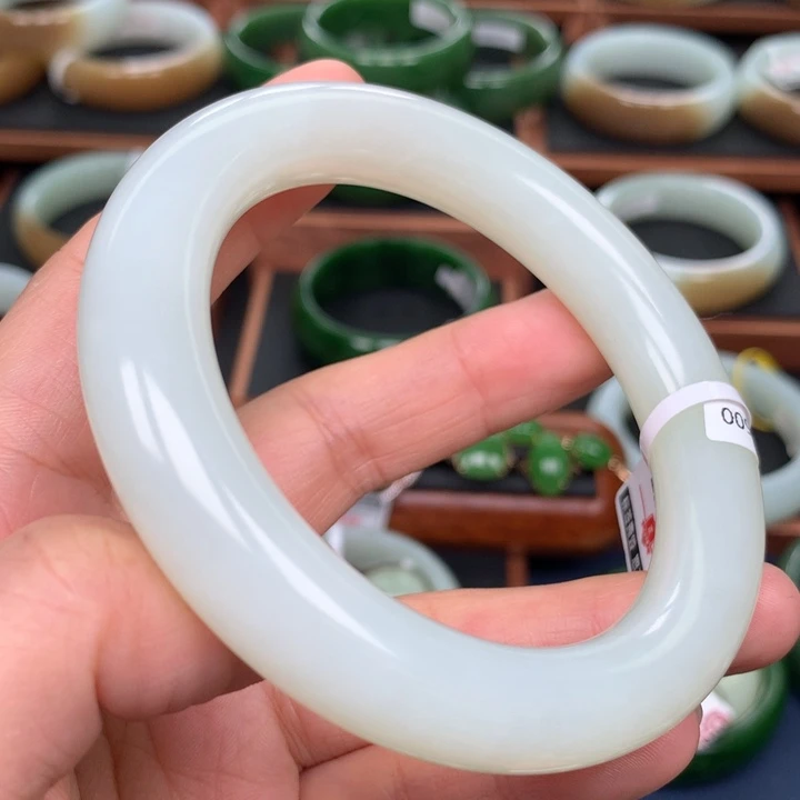 和田玉手镯未镶嵌60