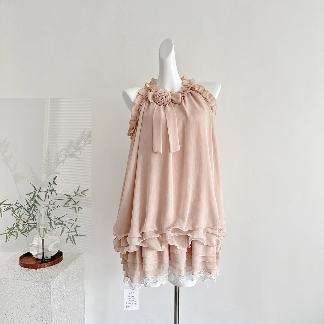 维斯小姐 幕间玫瑰10米抽褶大裙摆 减龄重工挂脖层叠纱纱连衣裙